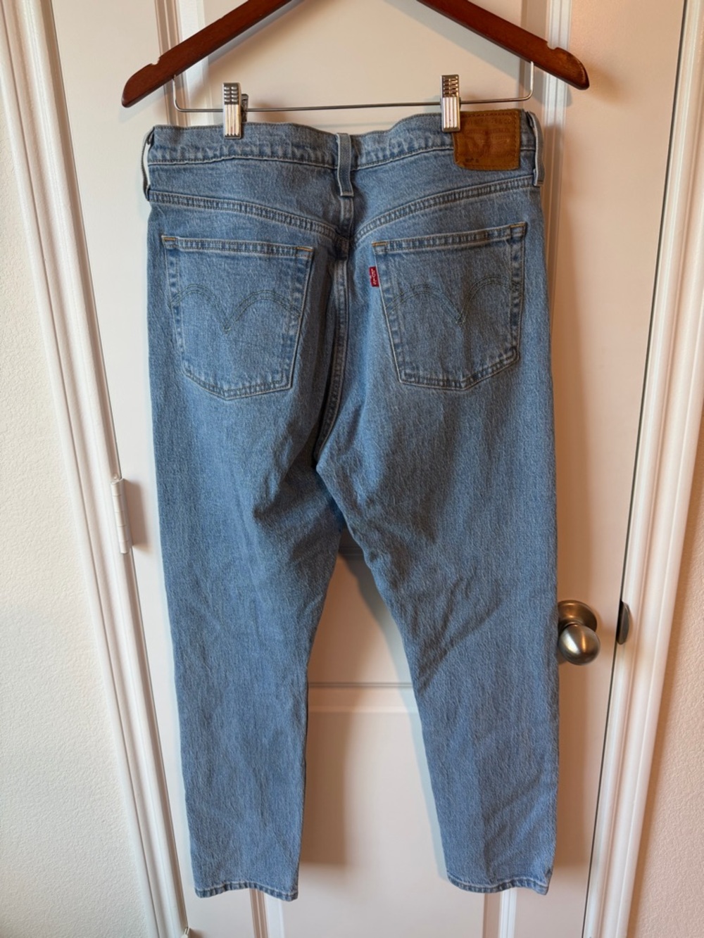 ⚡️Levi's Women's 501 Skinny Leg Jeans - Picture 4 of 8